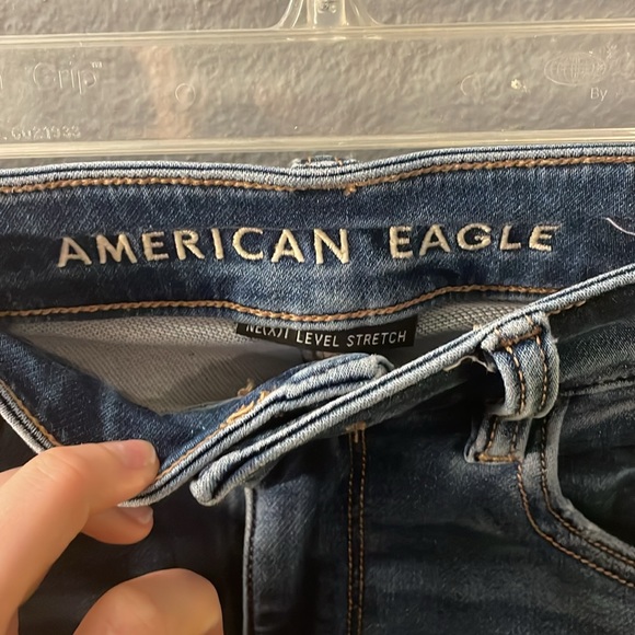 American Eagle Skinny Jeans - Picture 2 of 3